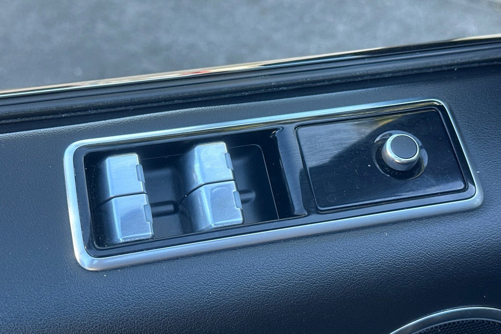 Used 2021 Land Rover Range Rover Sport HSE image 15