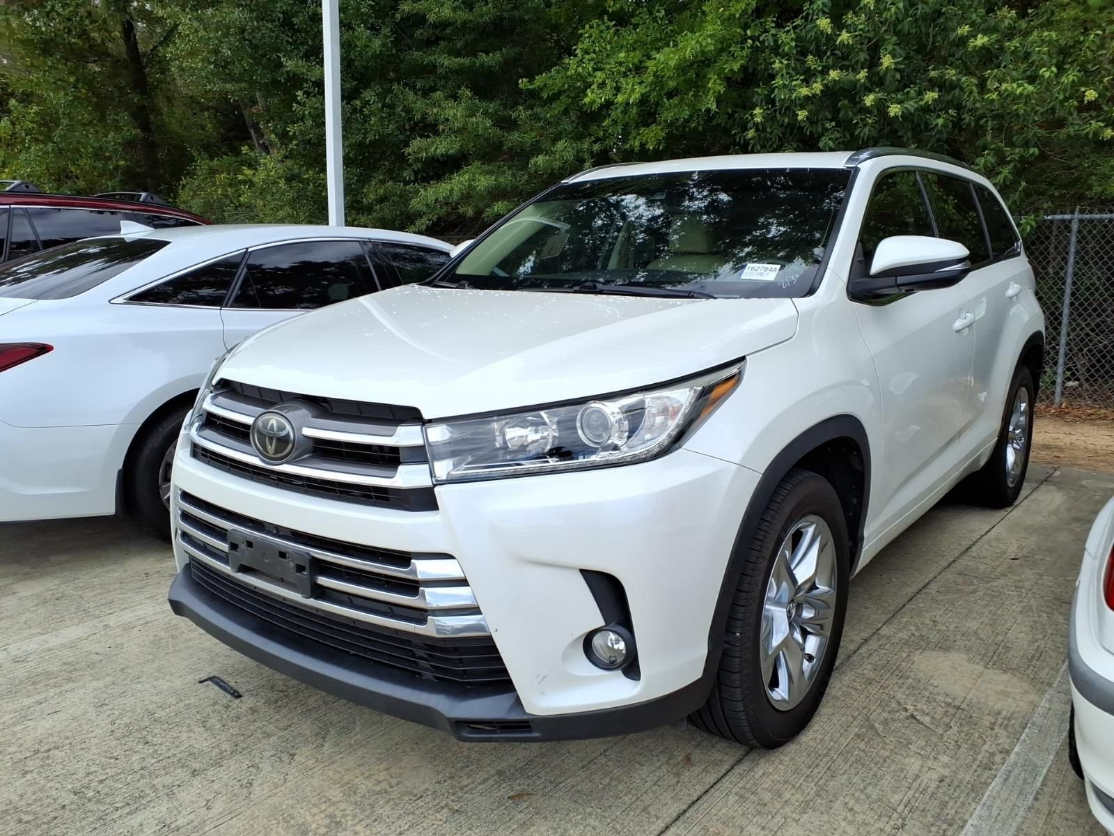 Certified 2018 Toyota Highlander Limited FWD image 4