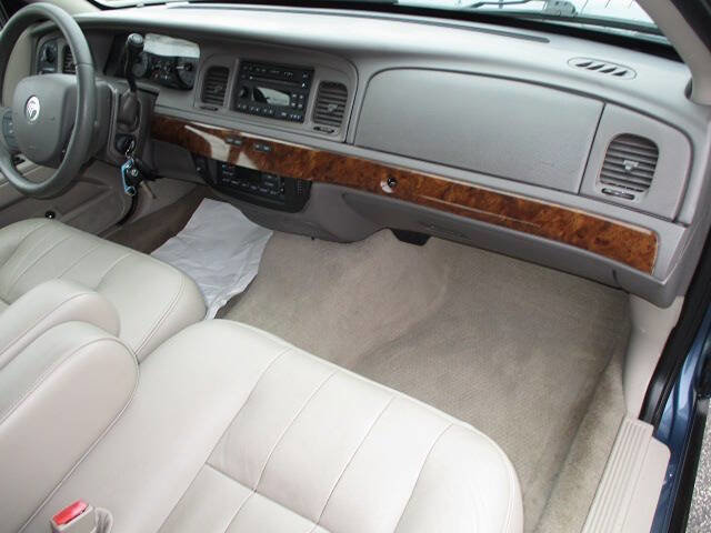 Used 2007 Mercury Grand Marquis LS image 20