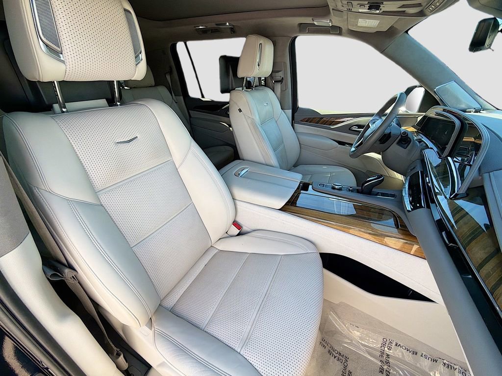 Used 2021 Cadillac Escalade ESV Premium Luxury Platinum image 16