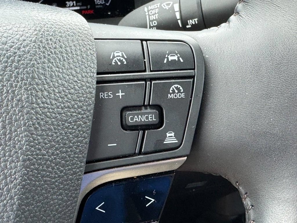 Used 2026 Toyota Camry XLE FWD image 27
