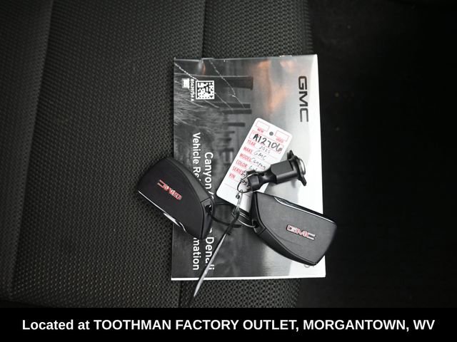 Used 2025 GMC Canyon Elevation image 9