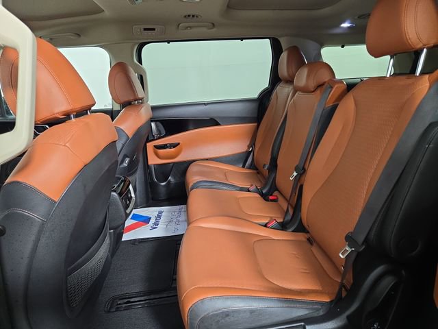 Used 2024 Kia Carnival SX Prestige image 15