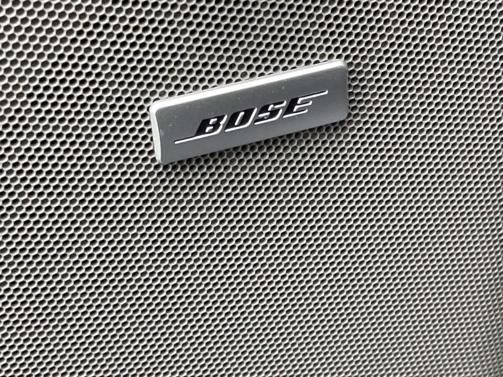 Used 2021 GMC Yukon SLT w/ SLT Premium Package image 19