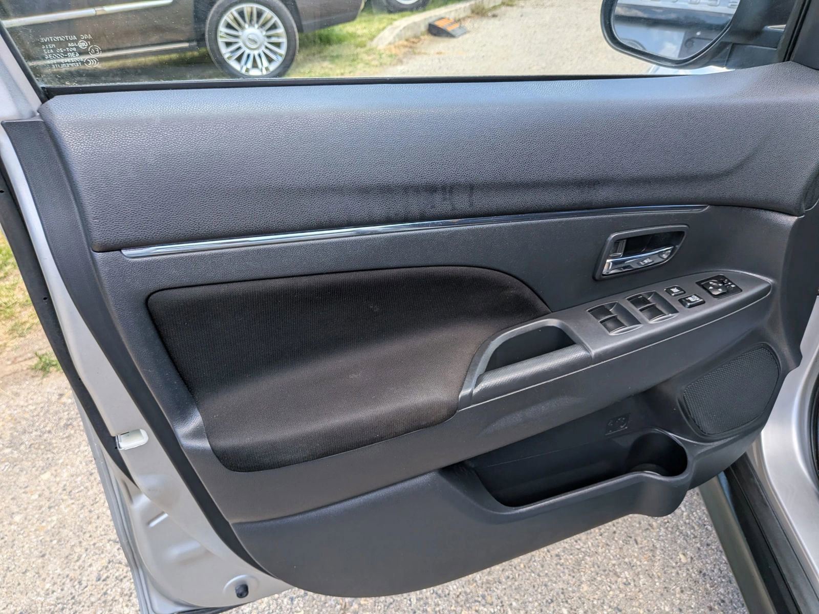 Used 2021 Mitsubishi Outlander Sport LE FWD image 18