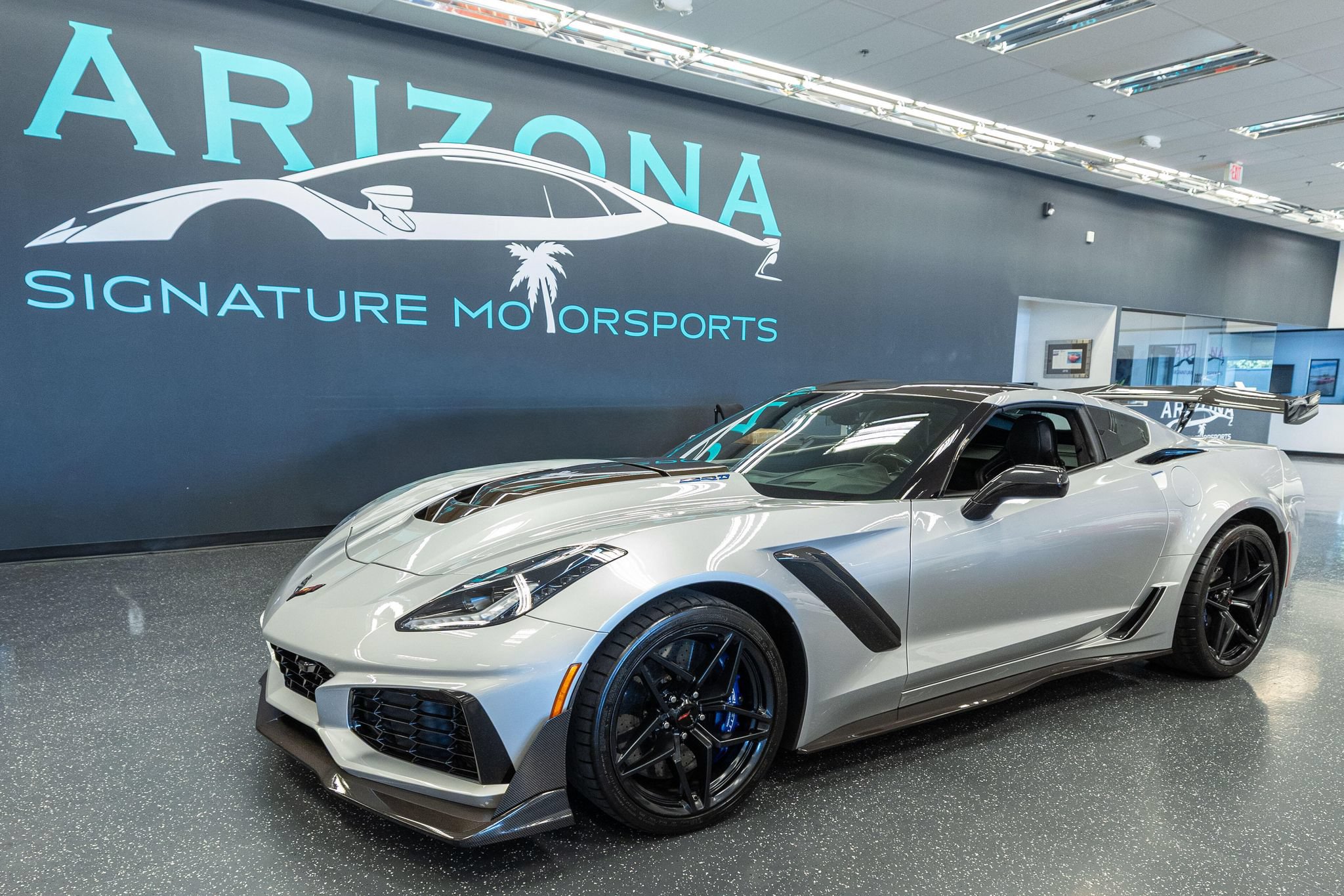 Used 2019 Chevrolet Corvette ZR1 RWD image 1