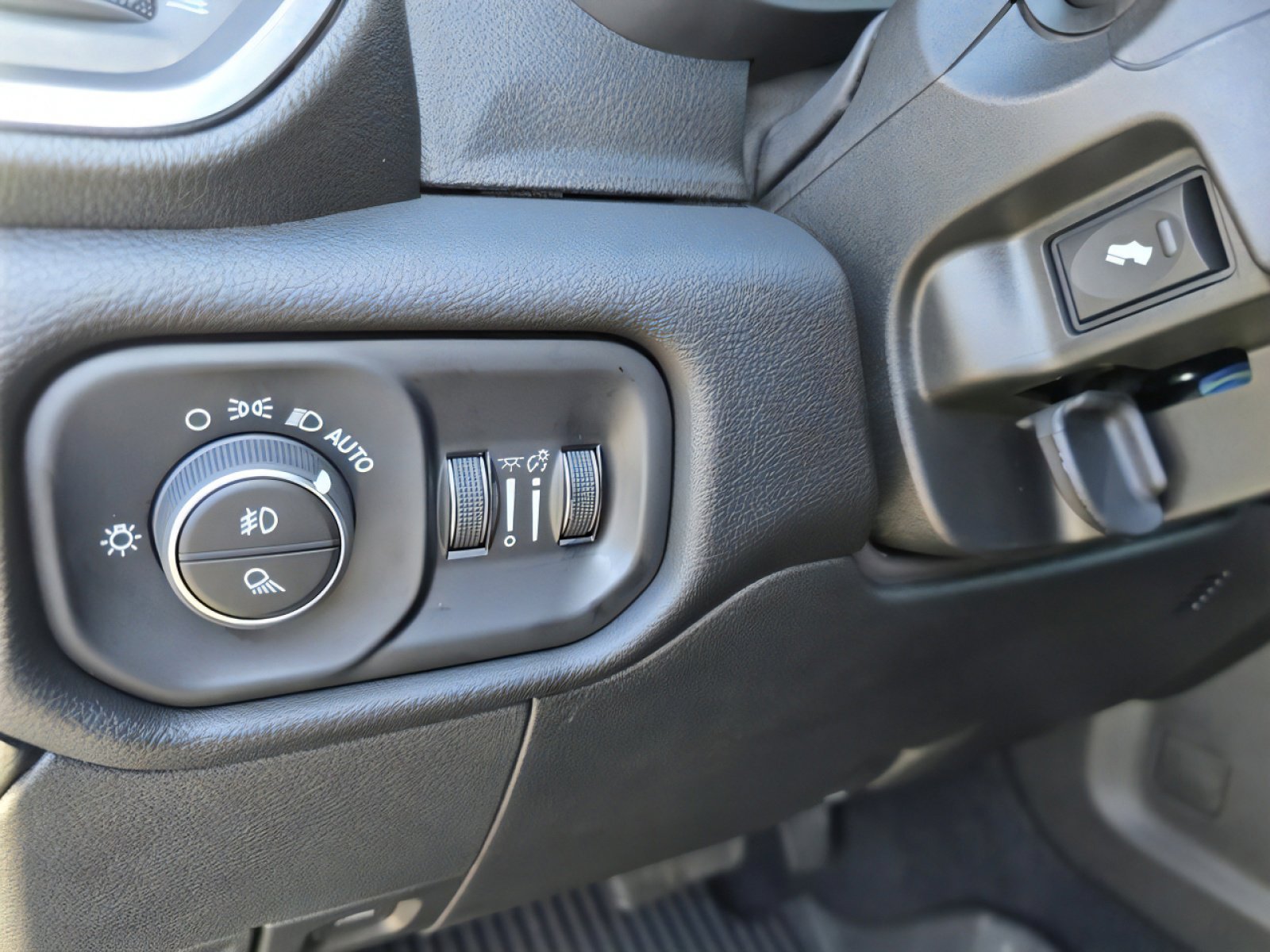 New 2026 RAM 2500 Laramie image 39