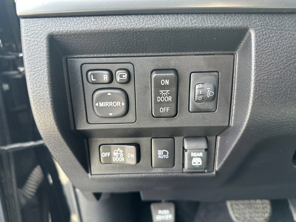 Certified 2021 Toyota Tundra Platinum AWD/4WD image 24