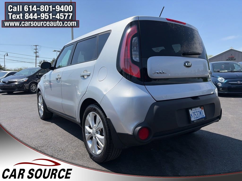 Used 2015 Kia Soul + FWD image 8