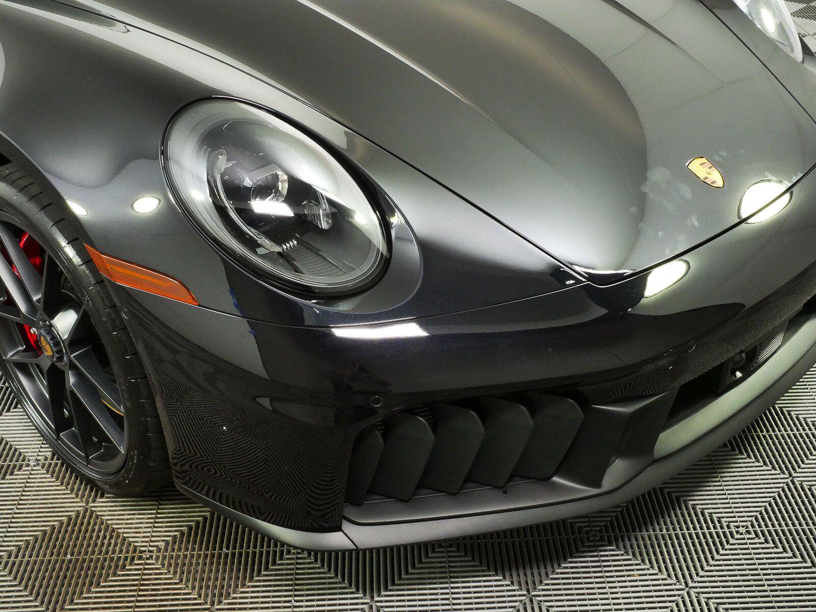 Certified 2026 Porsche 911 Targa 4 GTS AWD/4WD image 32