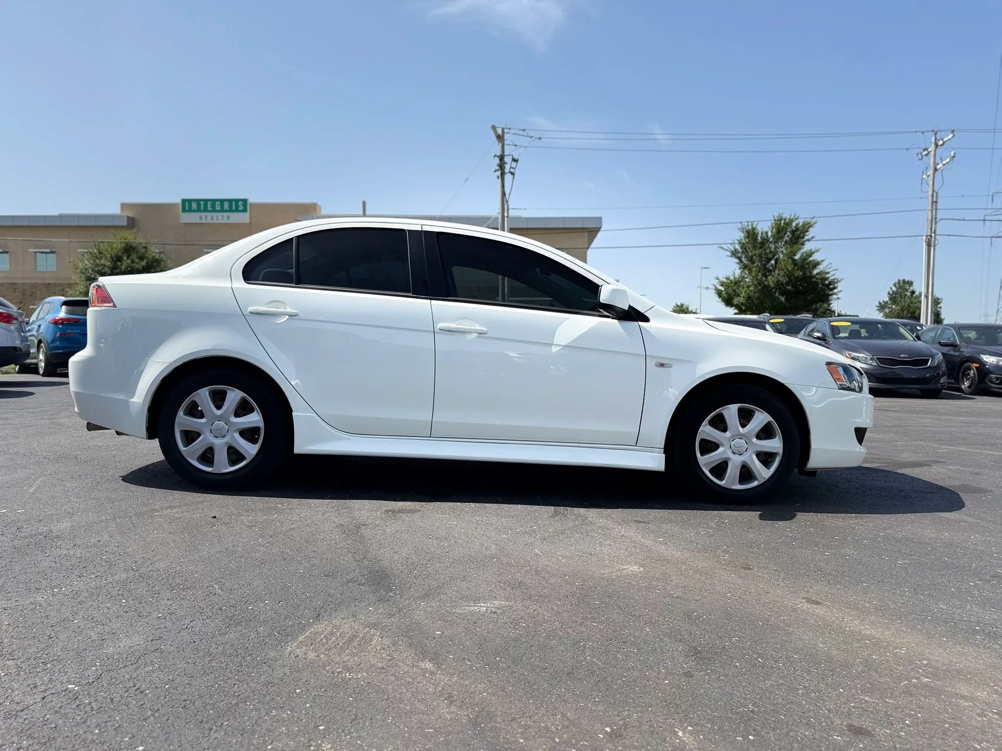 Used 2014 Mitsubishi Lancer ES FWD image 2