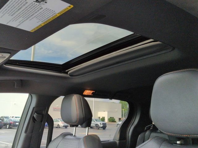 Certified 2022 Toyota Sienna XSE AWD/4WD image 10