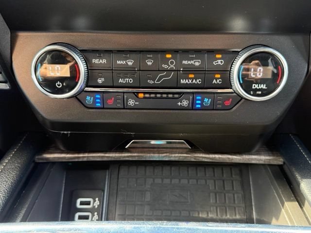 Used 2019 Ford Expedition Limited w/ Driver Assistance Package AWD/4WD image 31