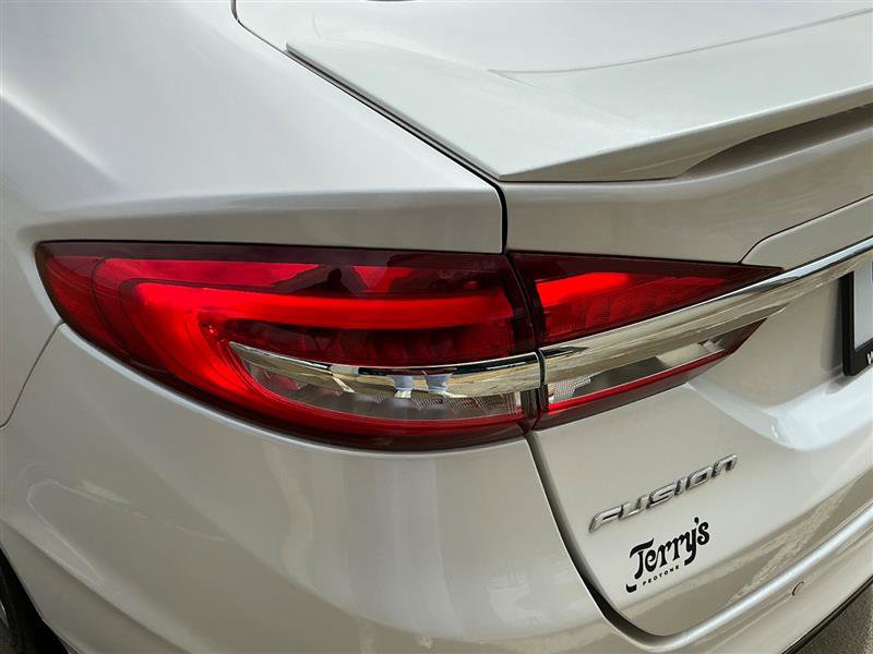 Used 2017 Ford Fusion Platinum image 19