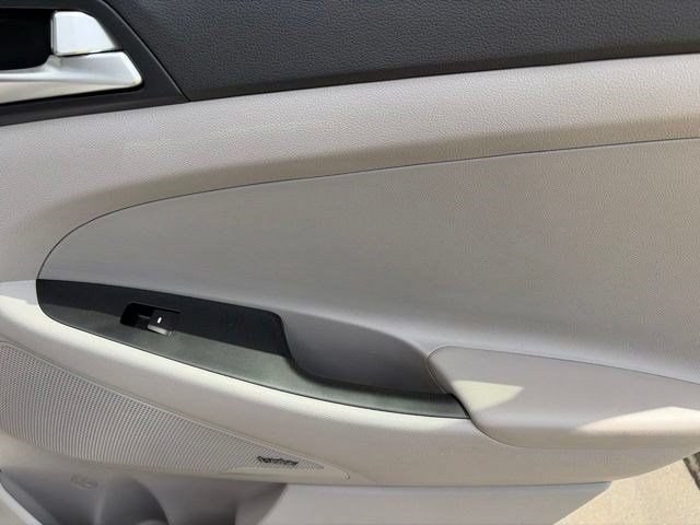 Used 2020 Hyundai Tucson Sport AWD/4WD image 35