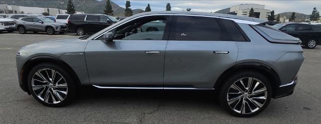 Used 2024 Cadillac Lyriq Luxury image 4