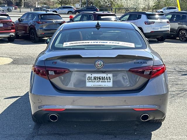 Used 2021 Alfa Romeo Giulia Sprint w/ Nero Edizione image 3