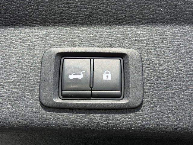 Used 2023 Mitsubishi Outlander SE Black Edition image 10