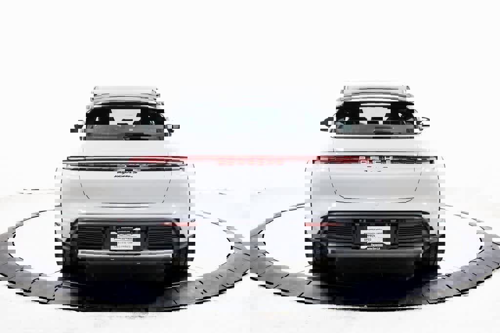 Certified 2025 Porsche Taycan 4S image 8