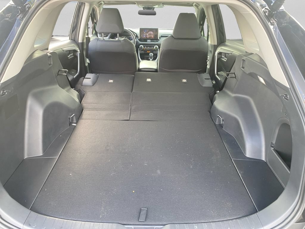 Used 2025 Toyota RAV4 XLE w/ Convenience Package AWD/4WD image 27