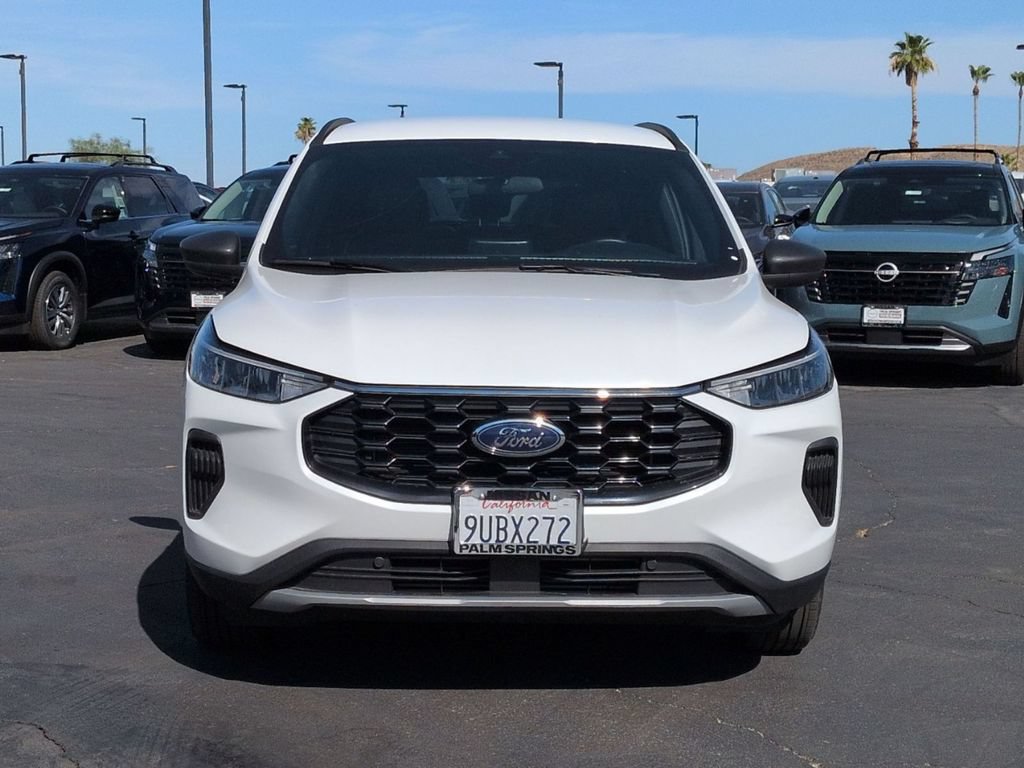 Used 2025 Ford Escape ST-Line FWD image 7