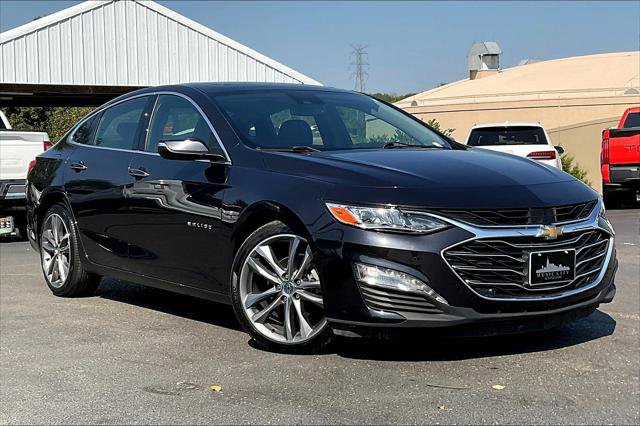 Used 2022 Chevrolet Malibu Premier image 32