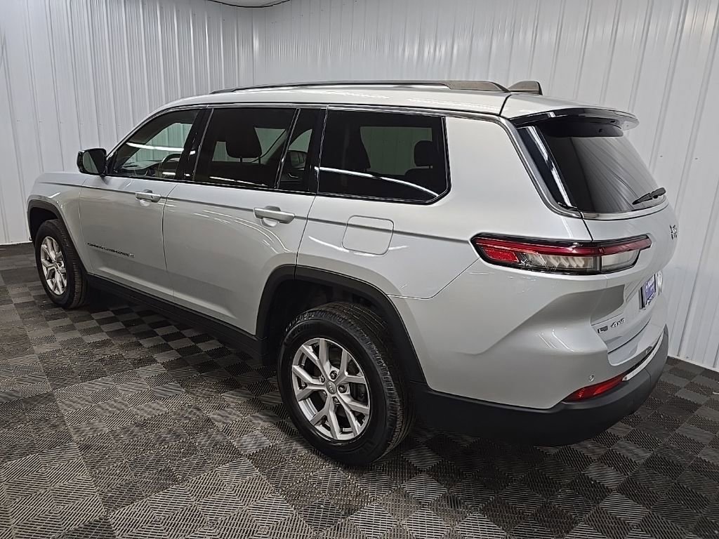 Used 2021 Jeep Grand Cherokee L Limited AWD/4WD image 9