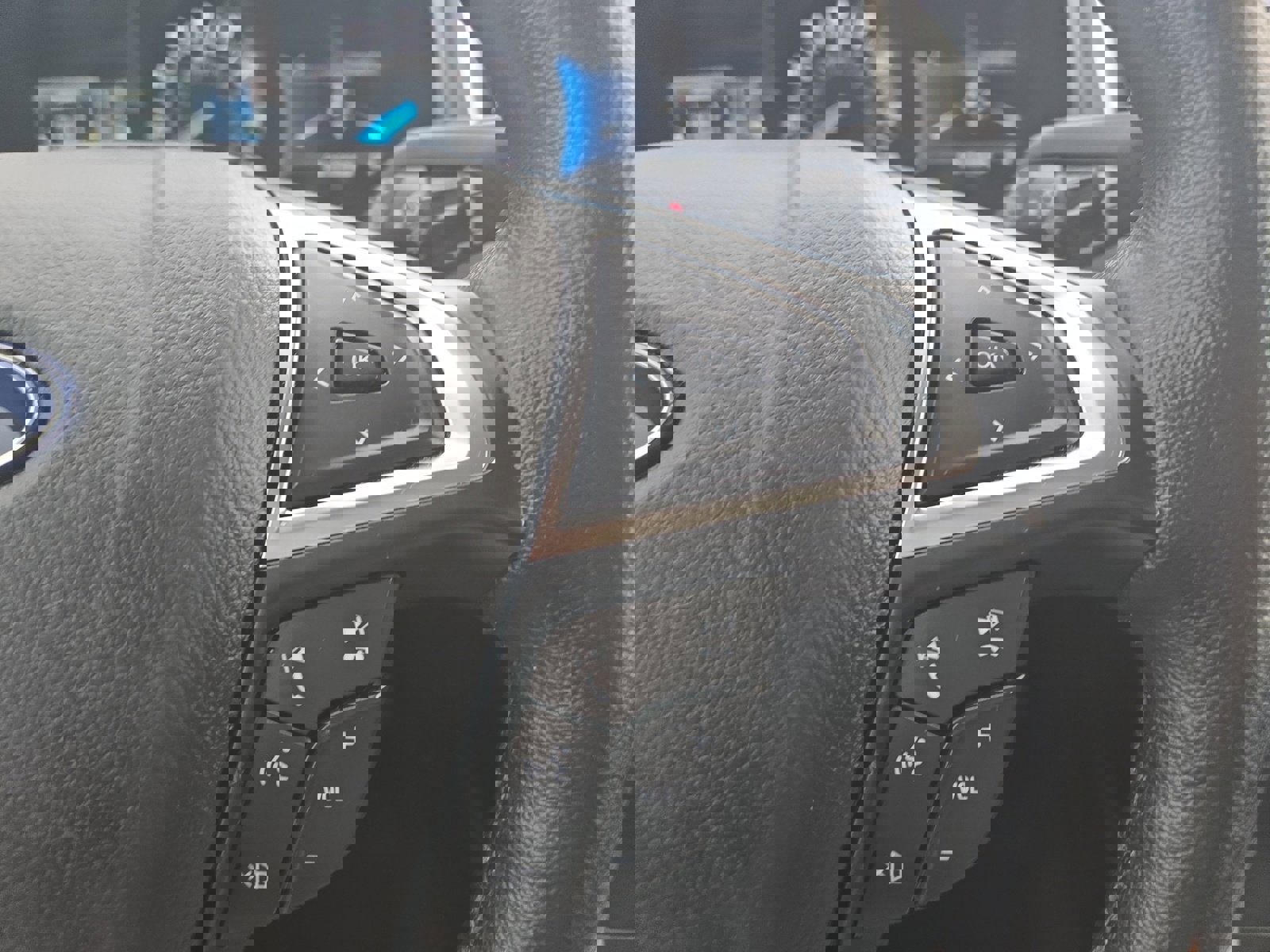 Used 2023 Ford Edge Titanium w/ Equipment Group 301A image 15