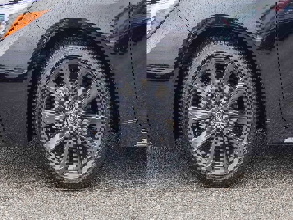 Used 2025 Toyota Corolla SE image 10