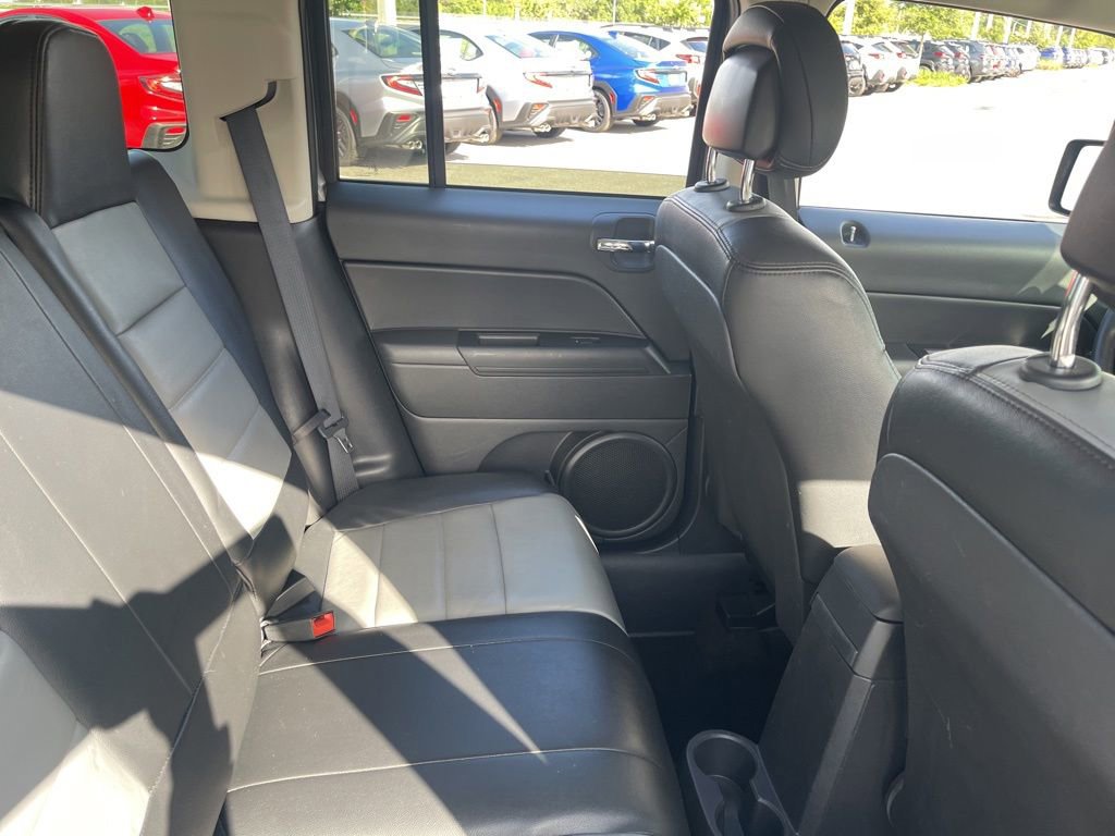 Used 2015 Jeep Patriot Latitude FWD image 27