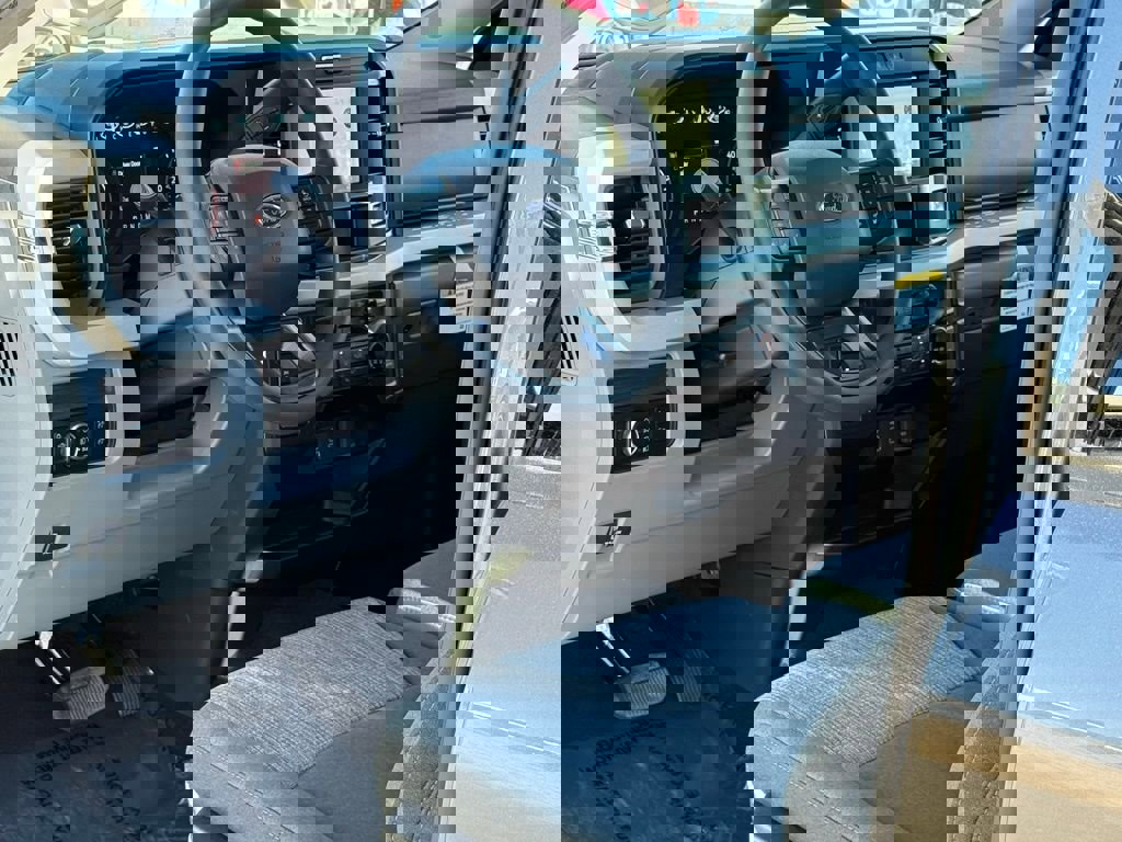 New 2026 Ford F250 XLT image 6