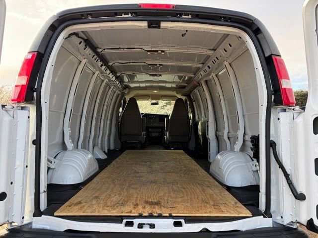 Used 2023 GMC Savana 2500 Work Van w/ Driver Convenience Package image 24