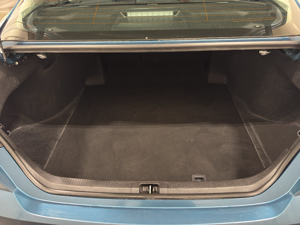 Used 2025 Toyota Camry LE FWD image 34