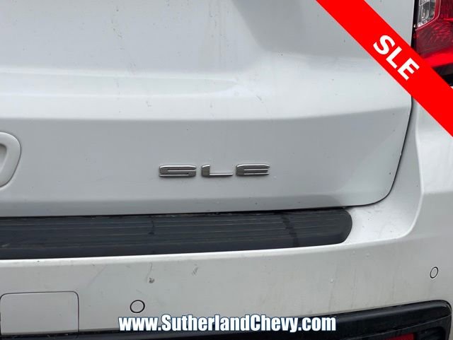 Used 2024 GMC Yukon XL SLE image 11