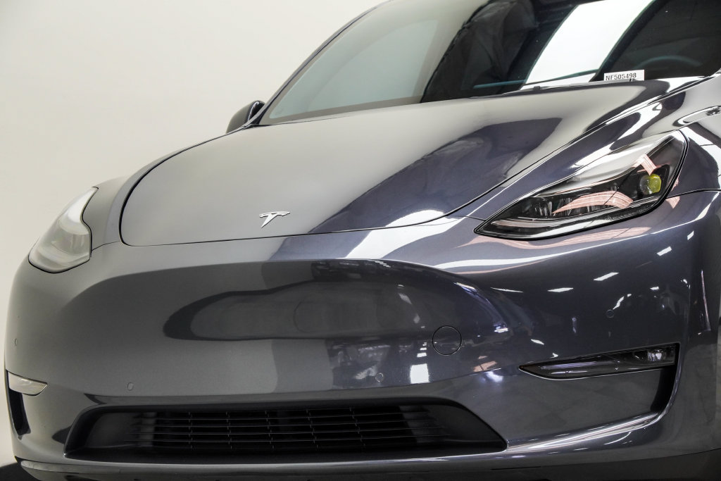 Used 2022 Tesla Model Y Performance AWD/4WD image 2