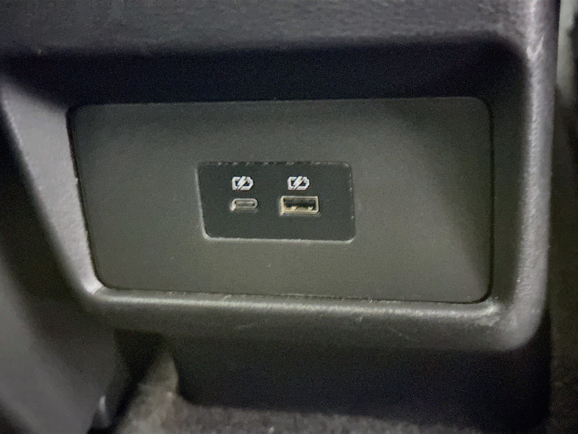 Used 2022 Nissan Rogue SV FWD image 42
