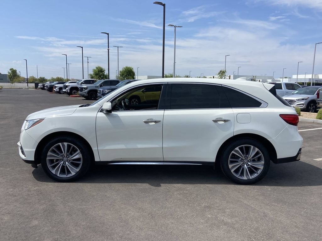 Used 2017 Acura MDX w/ Technology Package AWD/4WD image 4