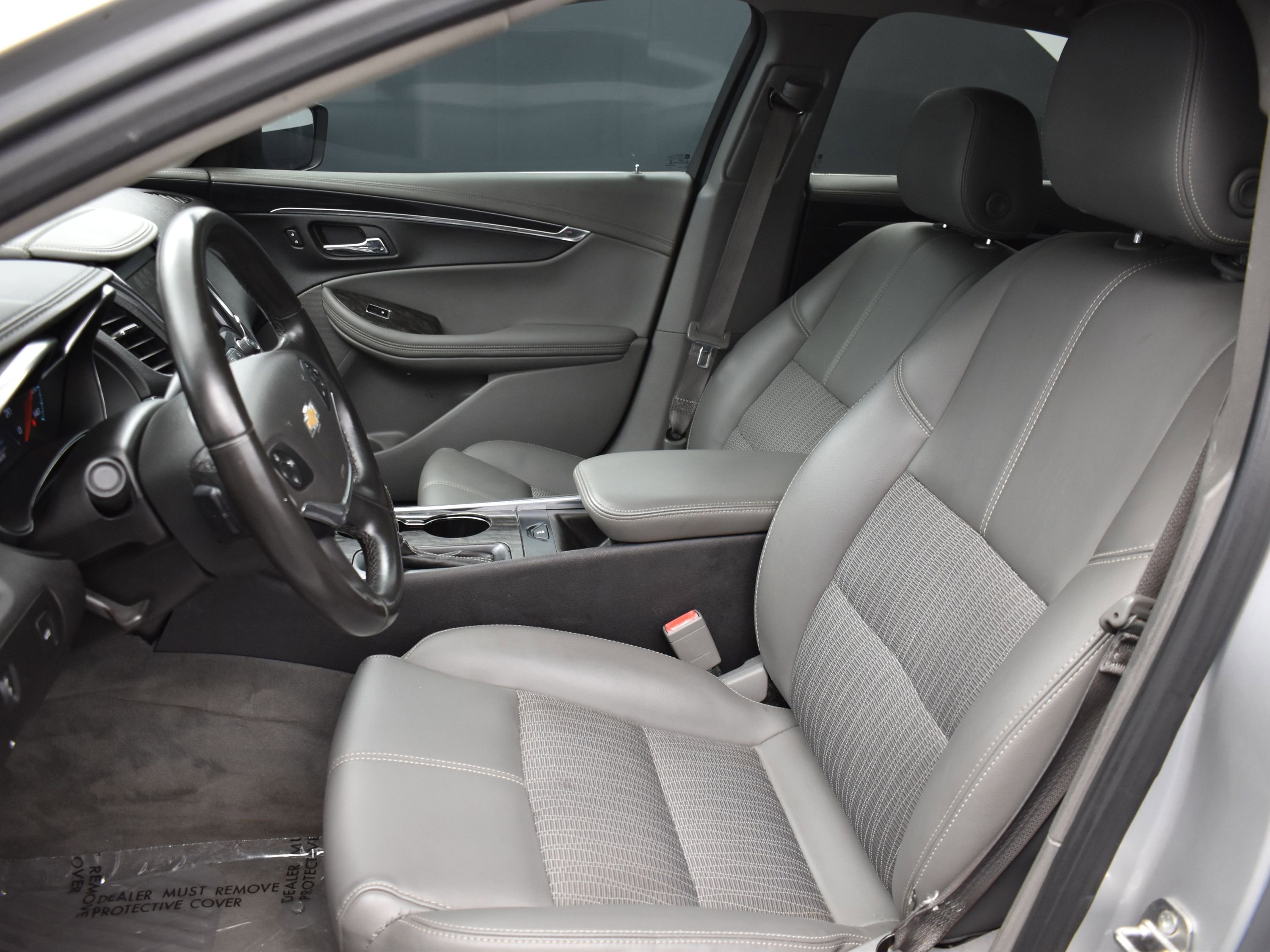 Used 2015 Chevrolet Impala LT image 11