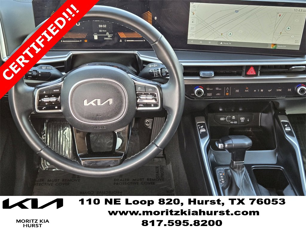 Certified 2024 Kia Sorento EX w/ Panoramic Sunroof Package image 10