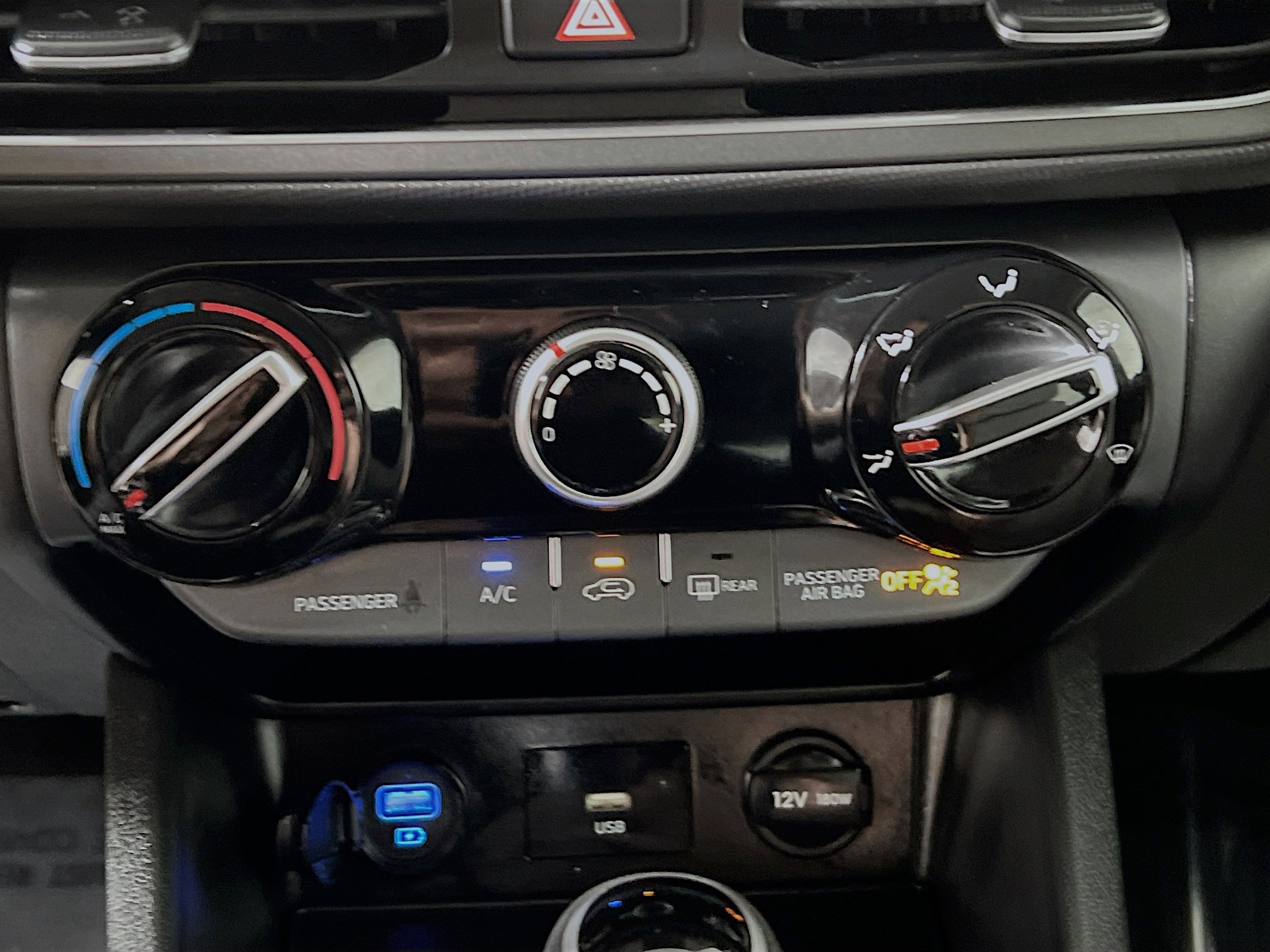 Used 2023 Hyundai Kona SEL image 26