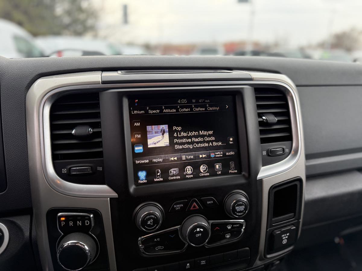 Used 2015 RAM 1500 Big Horn image 24