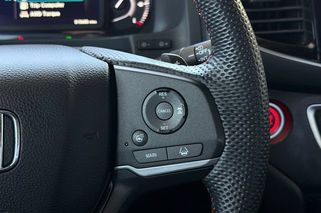 Certified 2025 Honda Passport TrailSport image 31