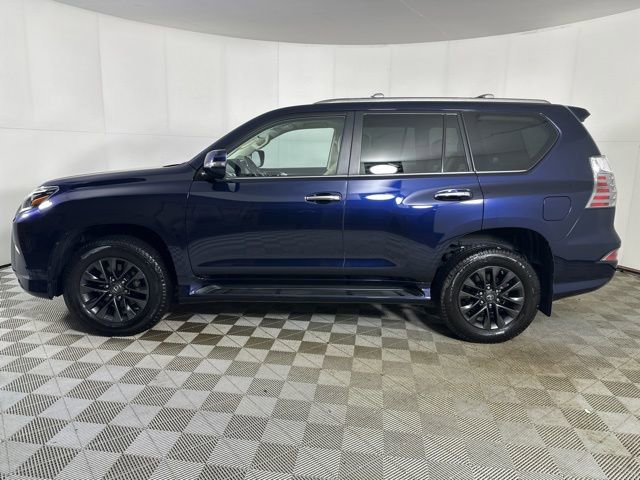 Used 2023 Lexus GX 460 Premium w/ Premium Package AWD/4WD image 3