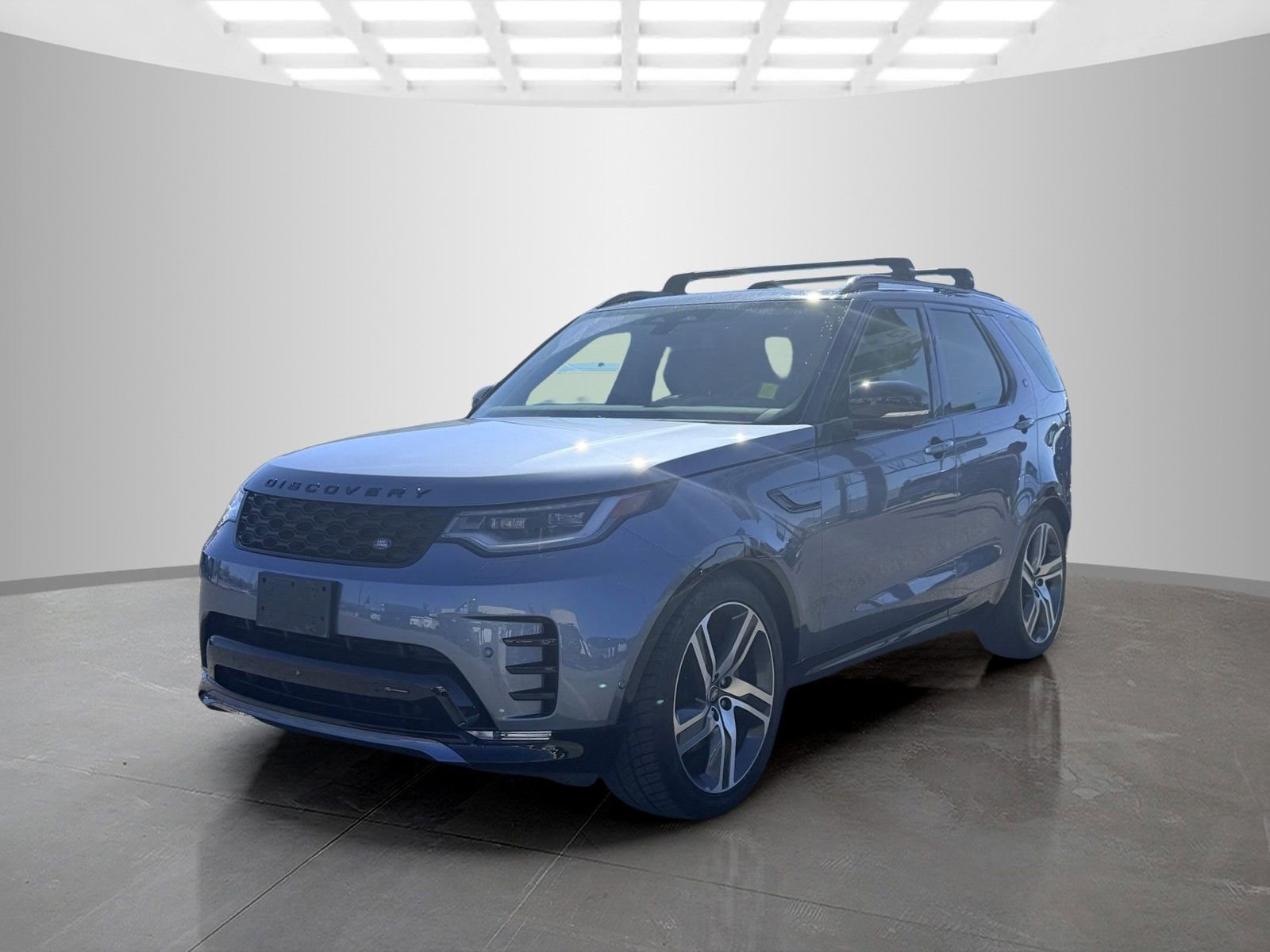 Used 2023 Land Rover Discovery HSE R-Dynamic AWD/4WD image 1