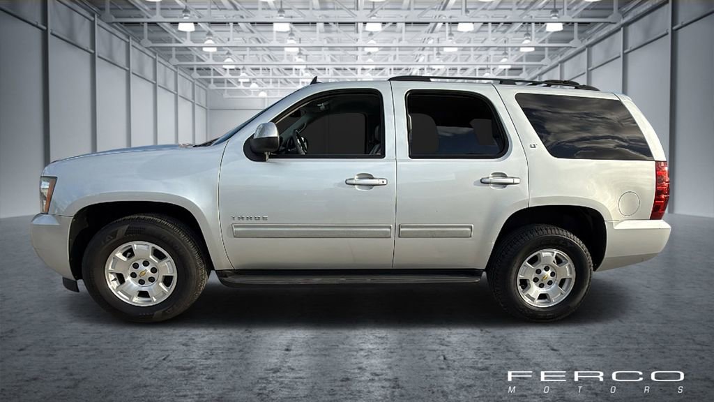 Used 2014 Chevrolet Tahoe LT RWD image 2