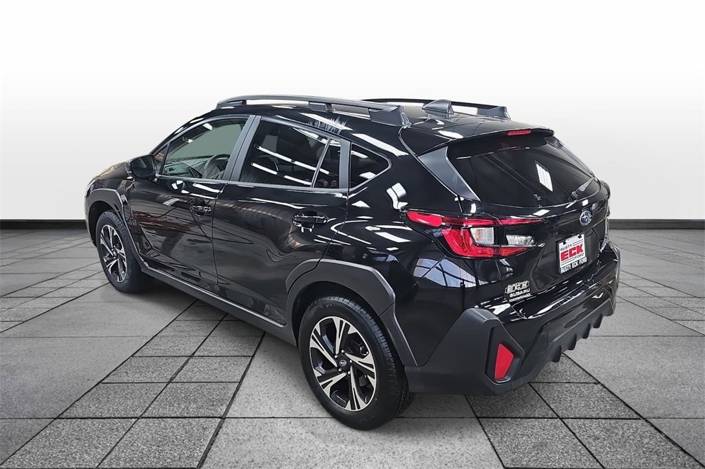 Used 2024 Subaru Crosstrek 2.0i Premium image 7