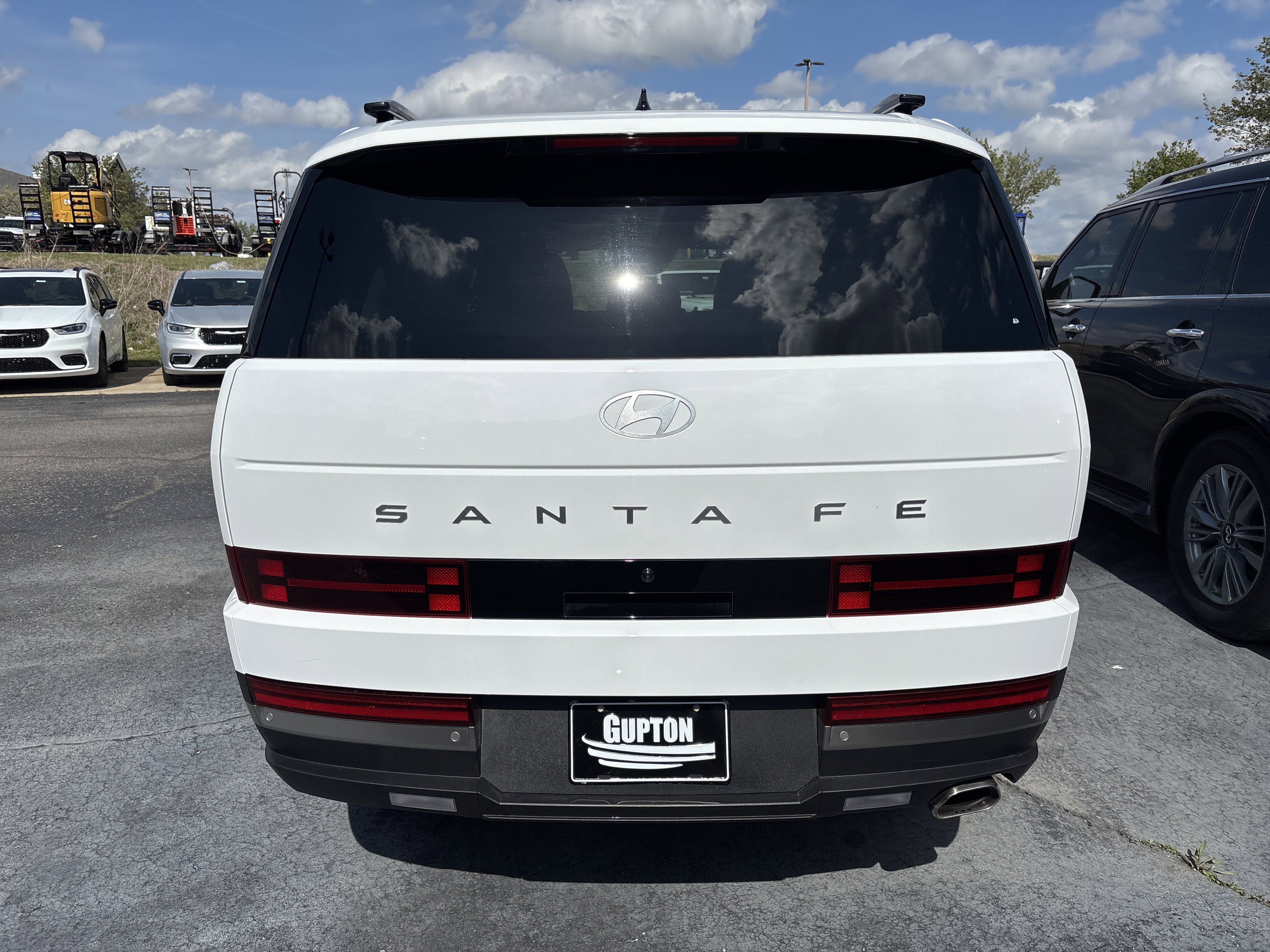 Used 2024 Hyundai Santa Fe Limited image 8