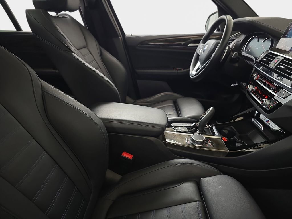 Used 2018 BMW X3 M40i w/ Premium Package image 11