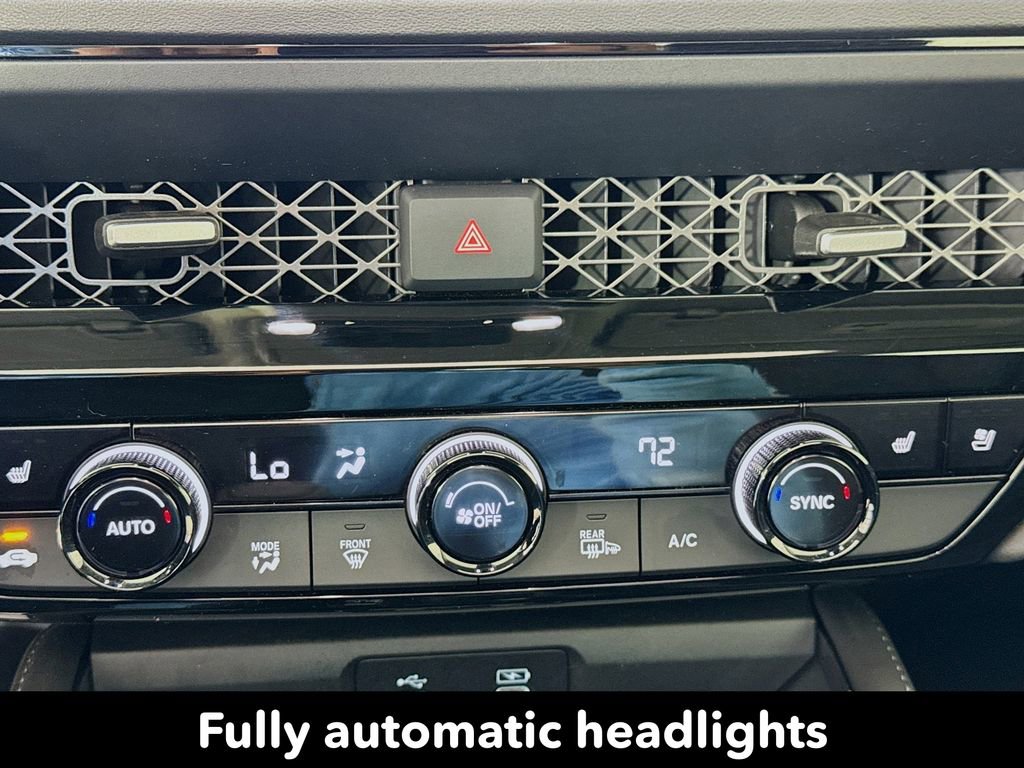 Used 2025 Honda Accord Touring image 19