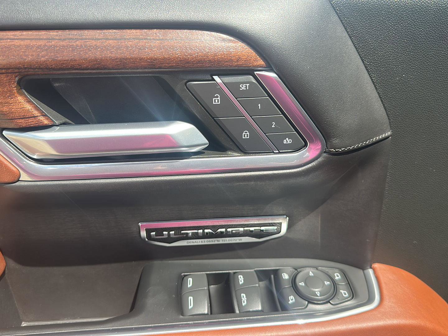 Used 2023 GMC Sierra 1500 Denali Ultimate image 15